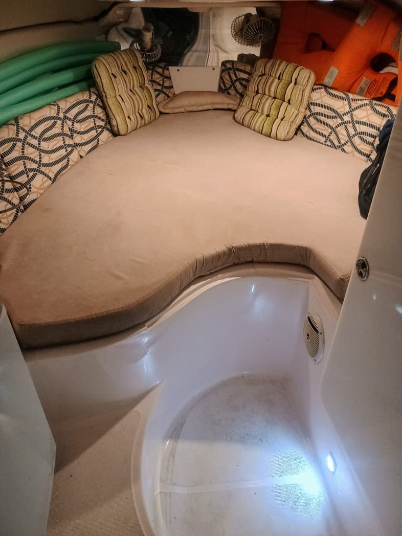 PASSEIO DE LANCHA EXCLUSIVOS 4