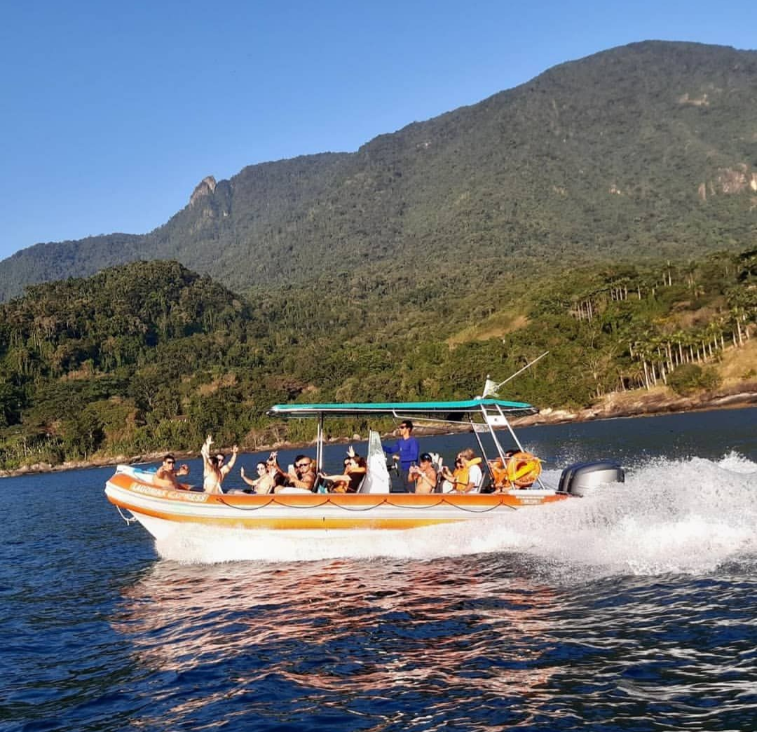 Mar/ terra- passeio de barco e Jipe 4x4 1